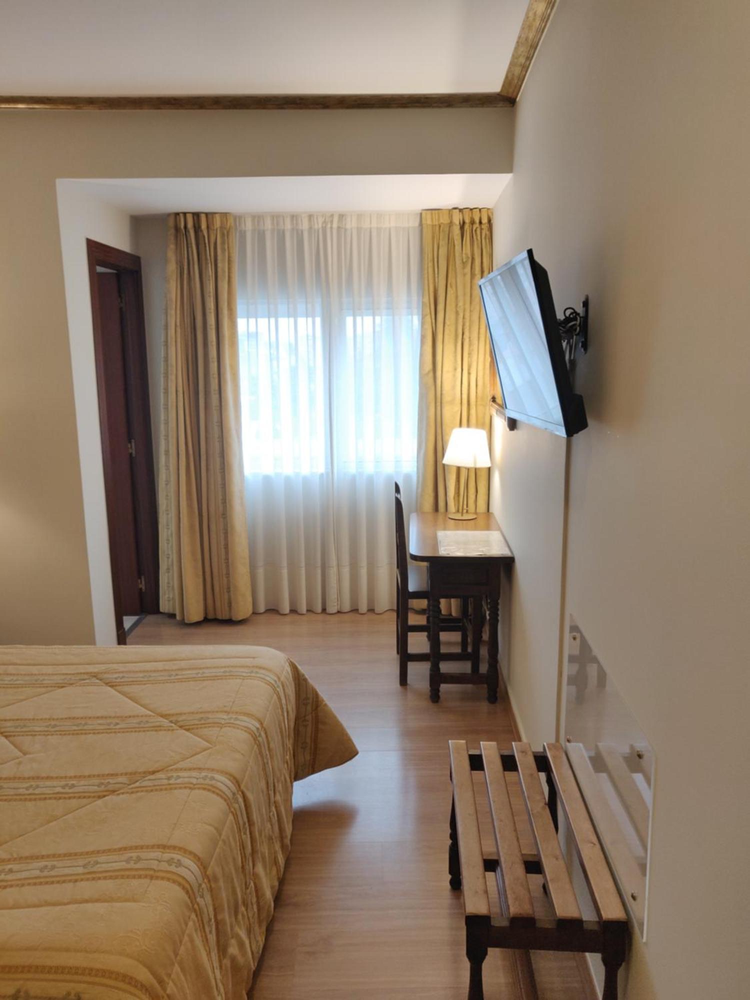 Hotel Chef Rivera ปาดรอน ห้อง รูปภาพ