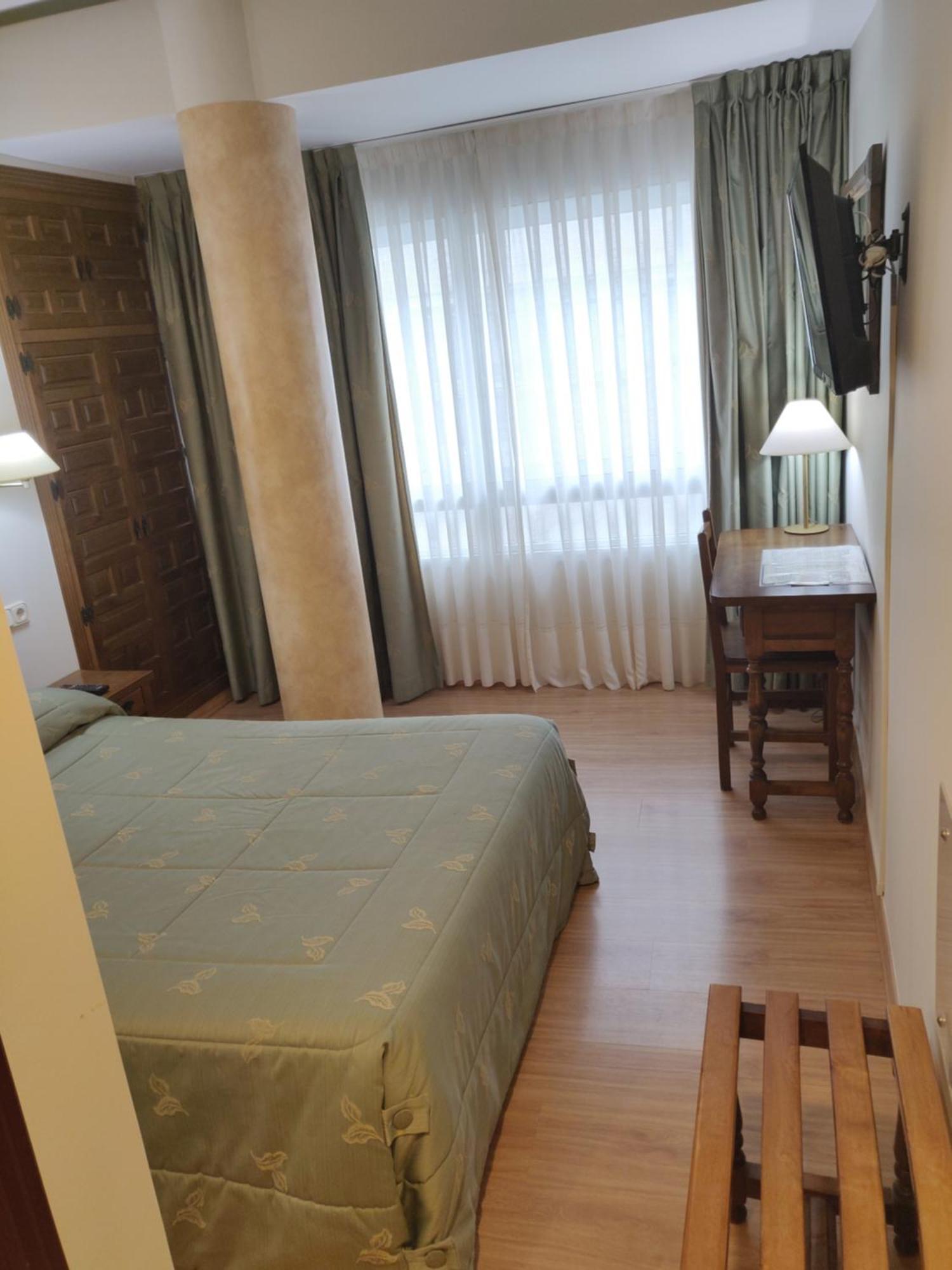 Hotel Chef Rivera ปาดรอน ห้อง รูปภาพ