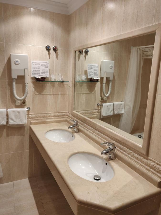 Hotel Chef Rivera ปาดรอน ภายนอก รูปภาพ