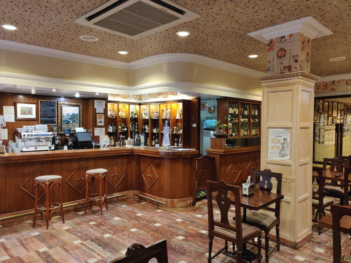 Hotel Chef Rivera ปาดรอน ภายนอก รูปภาพ