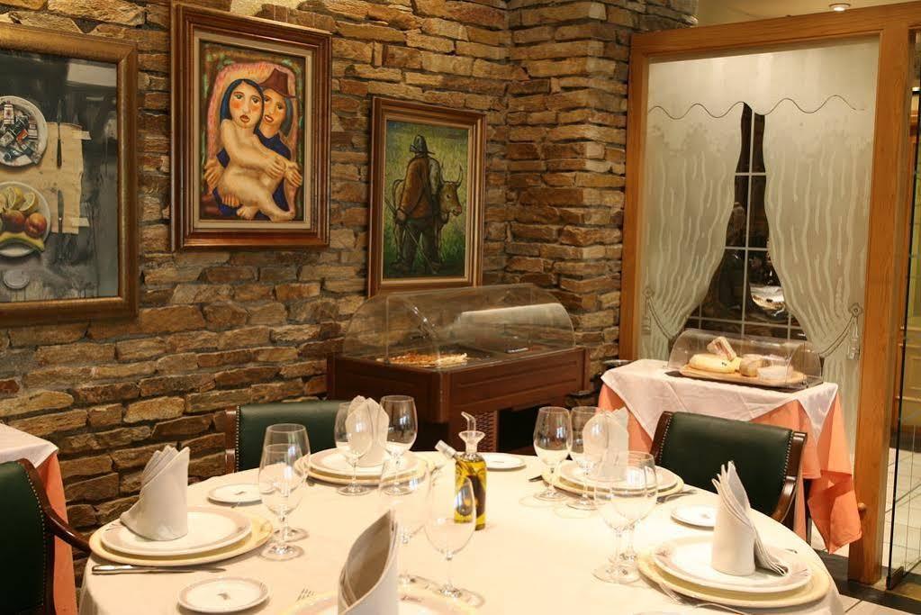 Hotel Chef Rivera ปาดรอน ภายนอก รูปภาพ