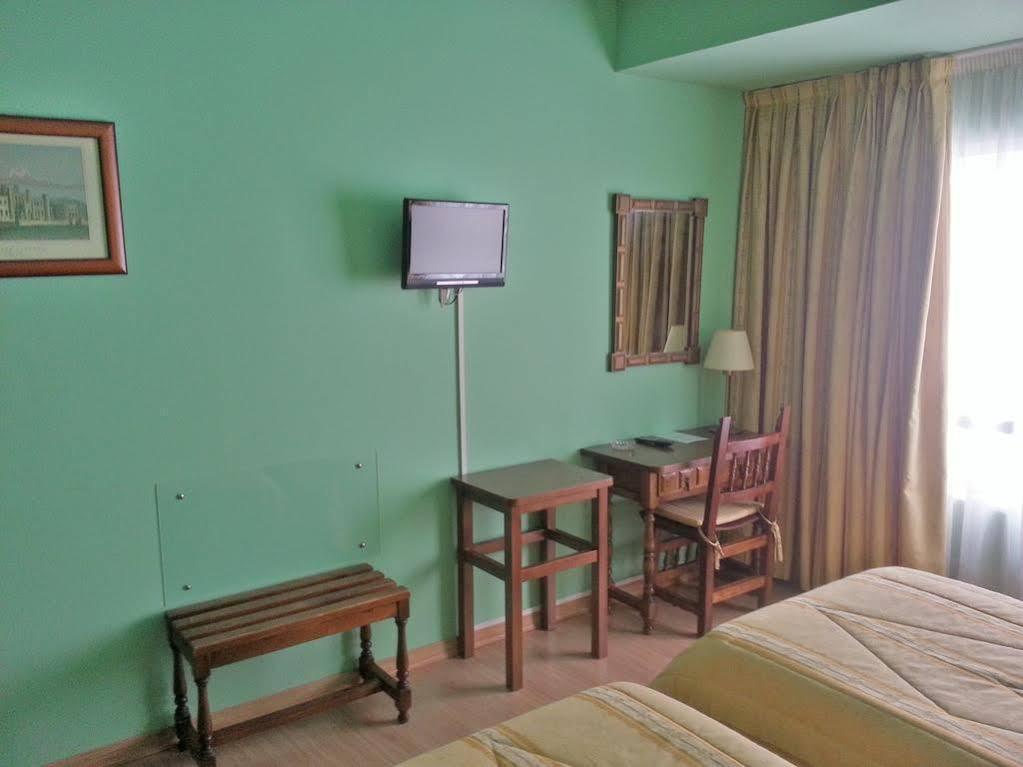 Hotel Chef Rivera ปาดรอน ภายนอก รูปภาพ